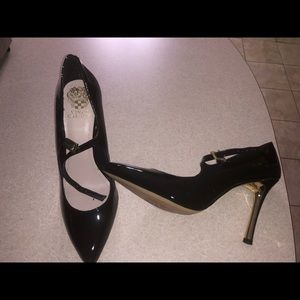 Vince Camuto pumps